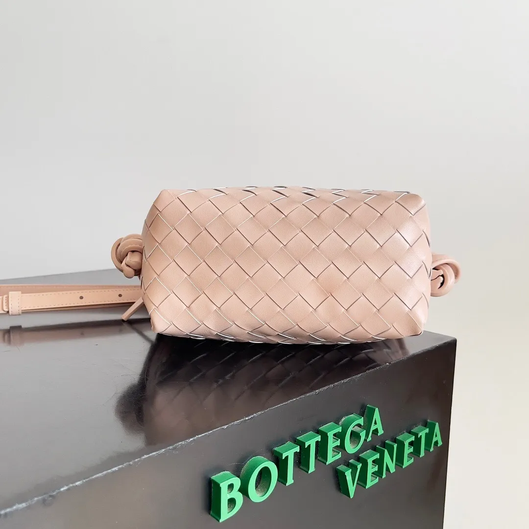 All categories 💚 Authentic bags 💚 BV 2025 new BV crossbody bag